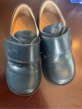 Elephantito Black Leather Hook-and-Loop Kids Shoes